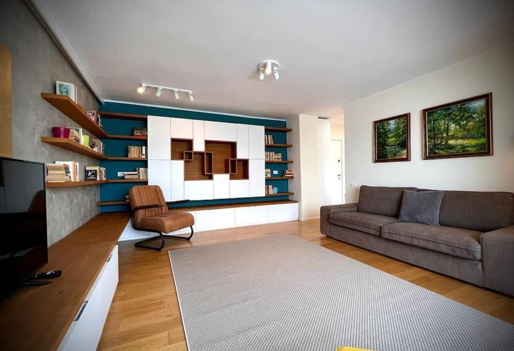 Bright And Modern Home Timisoara Exterior photo
